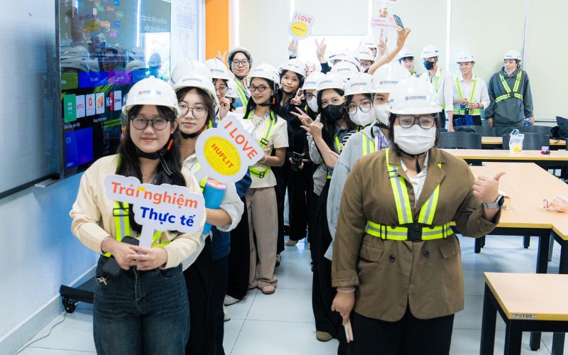 học ngành Logistics và quản lý chuỗi cung ứng