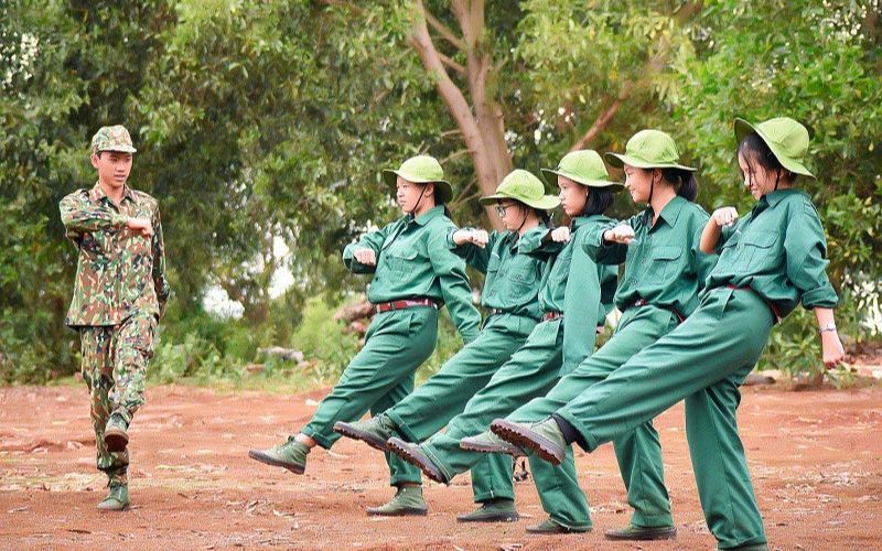 học quân sự ở đại học có được về không
