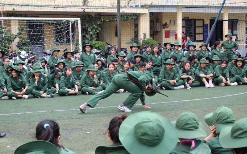 hoc-quan-su-o-dai-hoc-hoc-nhung-gi-2