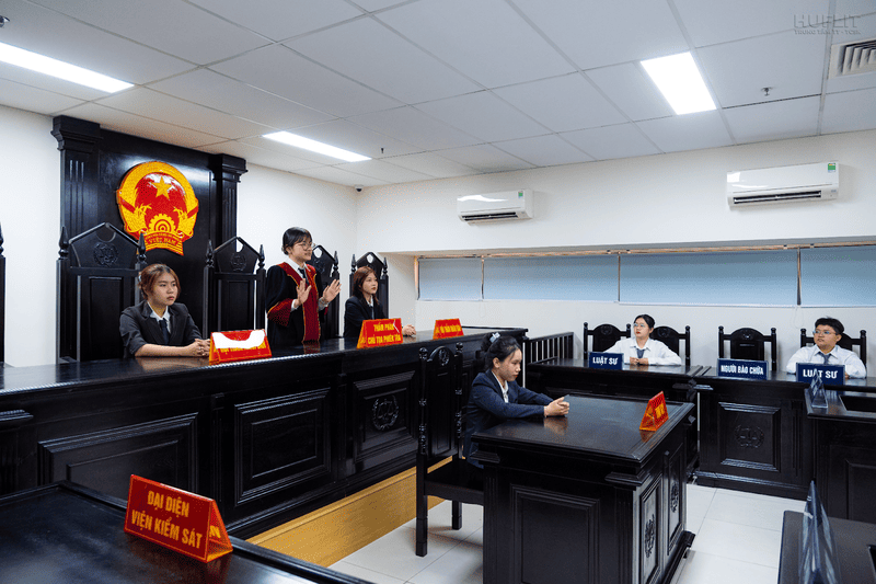 Các khối thi phổ biến A00, A01, C00, D01, D07