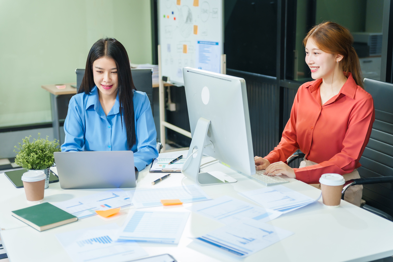 Nhân viên xuất nhập khẩu sử dụng tiếng Trung