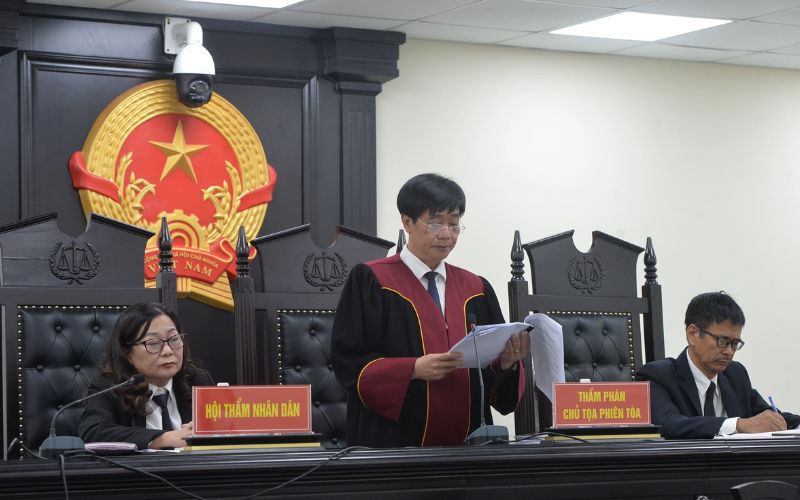 thẩm phán học ngành gì