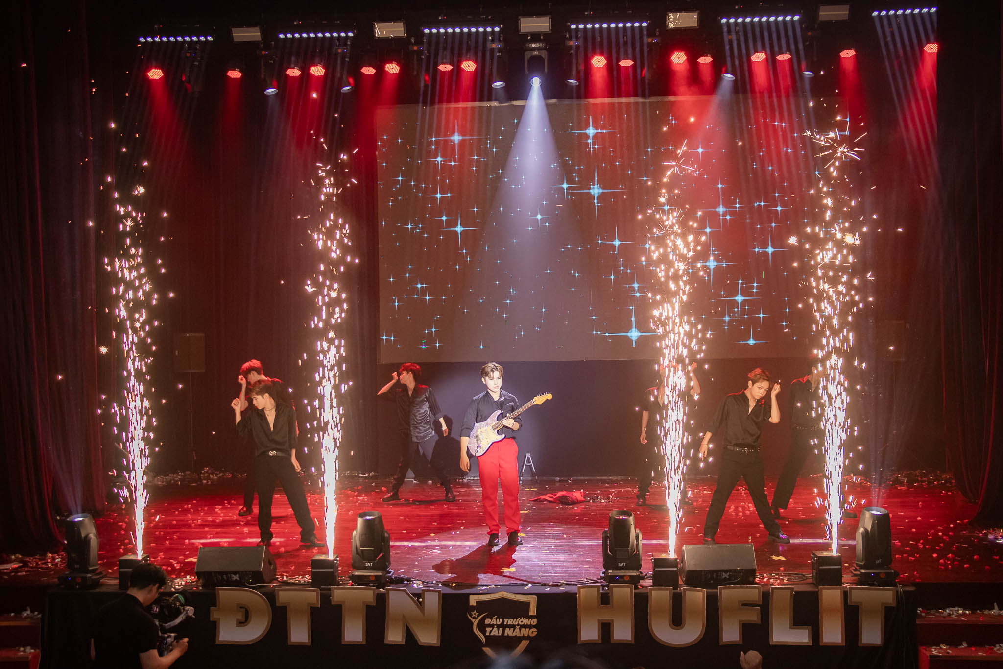 Đấu trường tài năng HUFLIT – Hành trình tỏa sáng của những tâm hồn yêu nghệ thuật