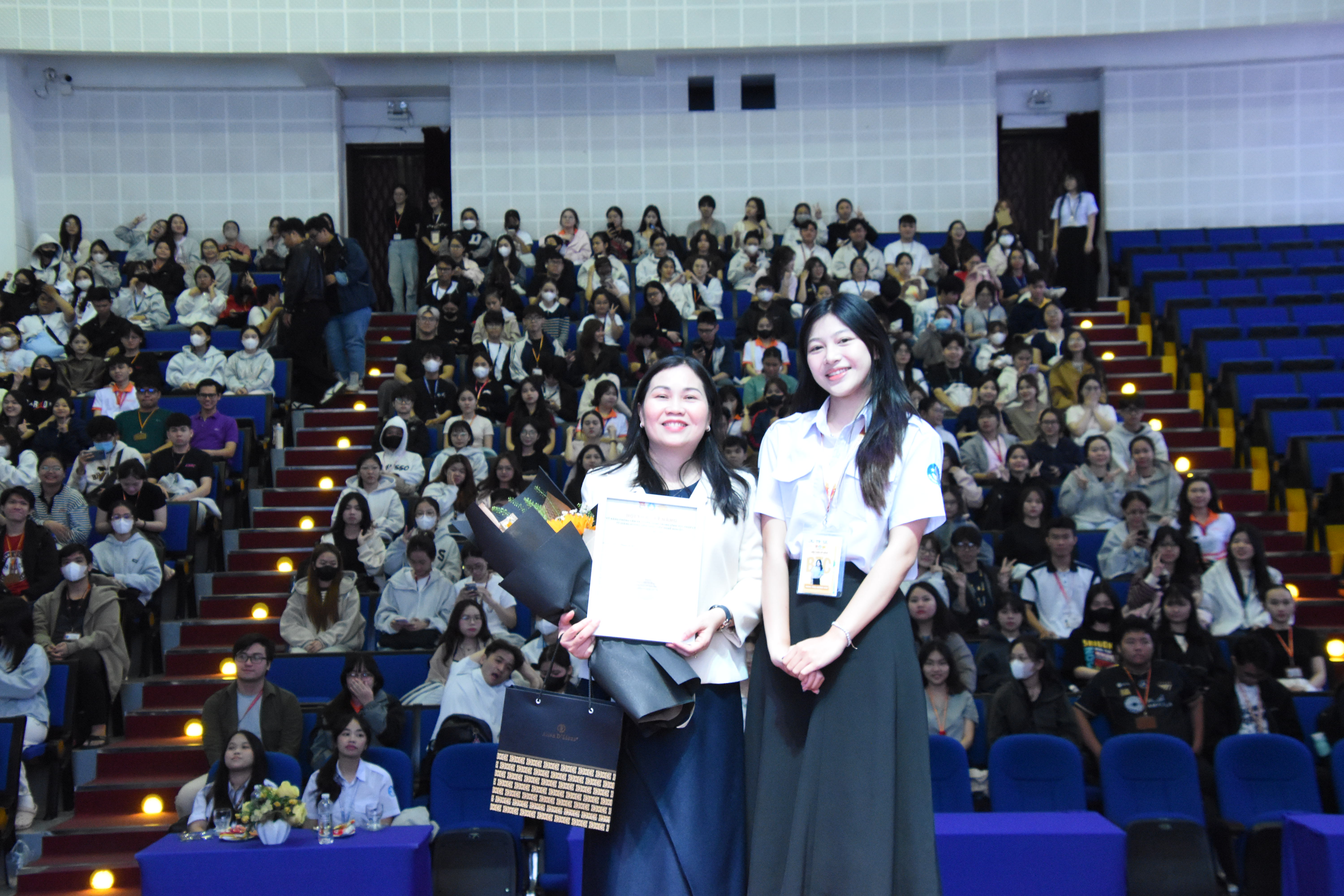 Sinh viên HUFLIT “giải mã” kỹ năng phỏng vấn trong lĩnh vực pháp lý: Từ giảng đường đến thực tiễn nghề nghiệp