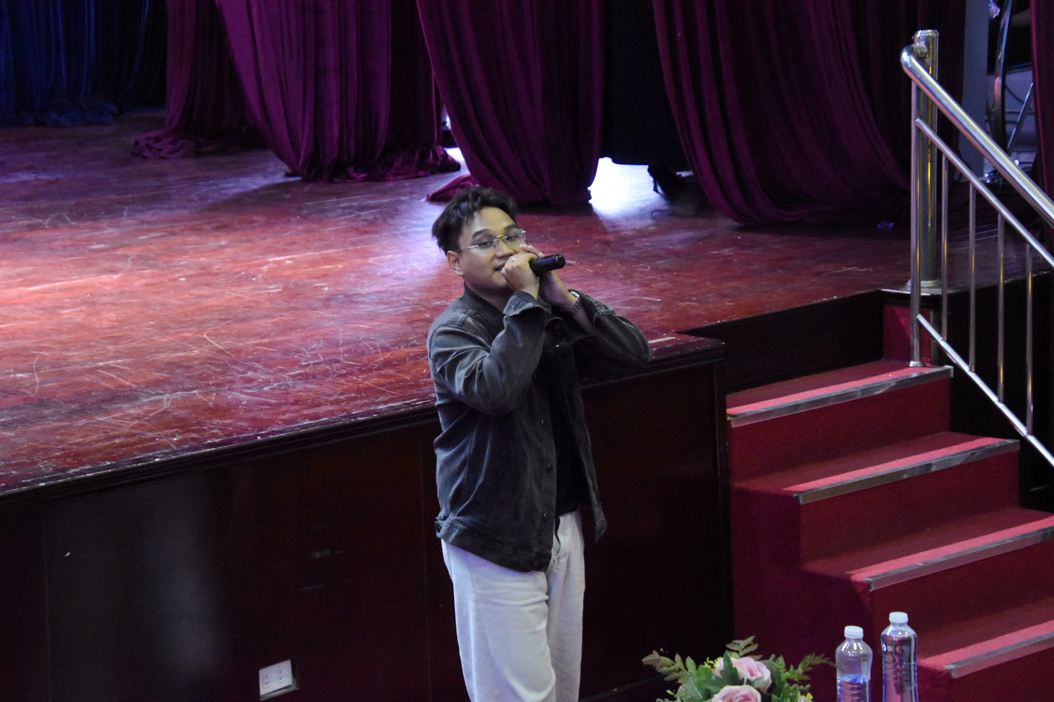 Sinh viên HUFLIT “giải mã” kỹ năng phỏng vấn trong lĩnh vực pháp lý: Từ giảng đường đến thực tiễn nghề nghiệp