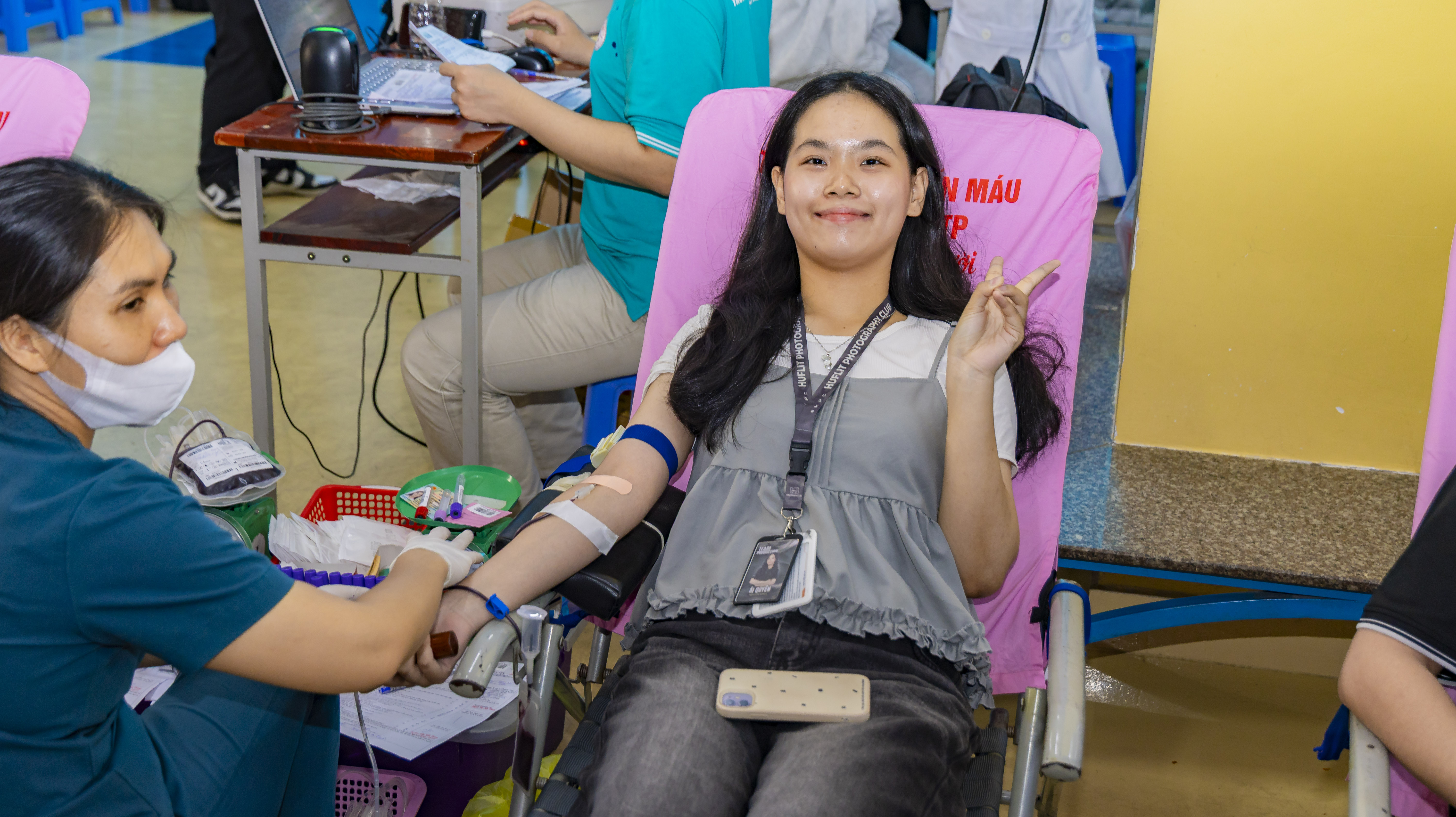 Hiến máu tình nguyện HUFLIT năm học 2025 - 2026: Hành trình lan tỏa yêu thương, gieo mầm hạnh phúc