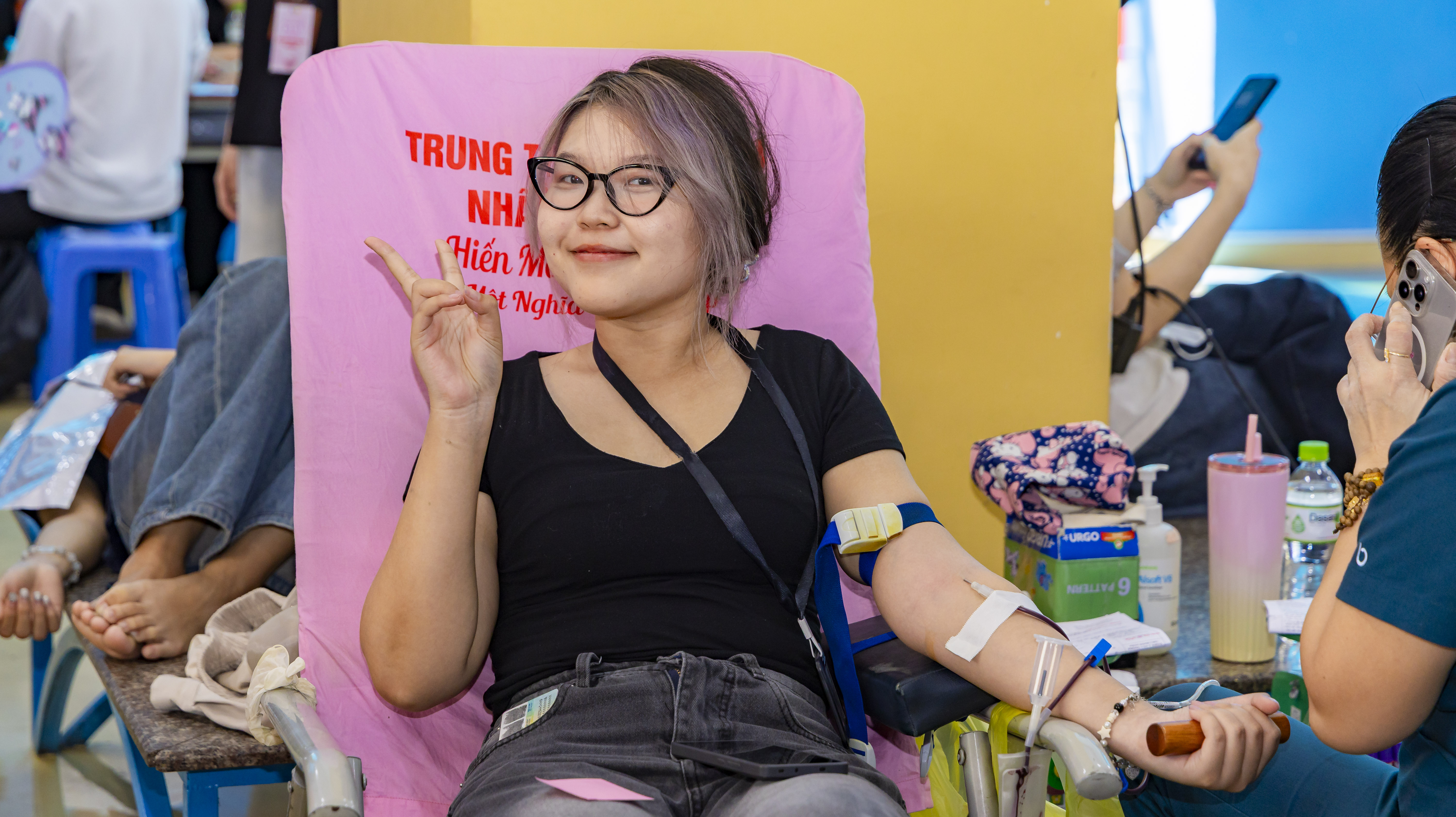 Hiến máu tình nguyện HUFLIT năm học 2025 - 2026: Hành trình lan tỏa yêu thương, gieo mầm hạnh phúc