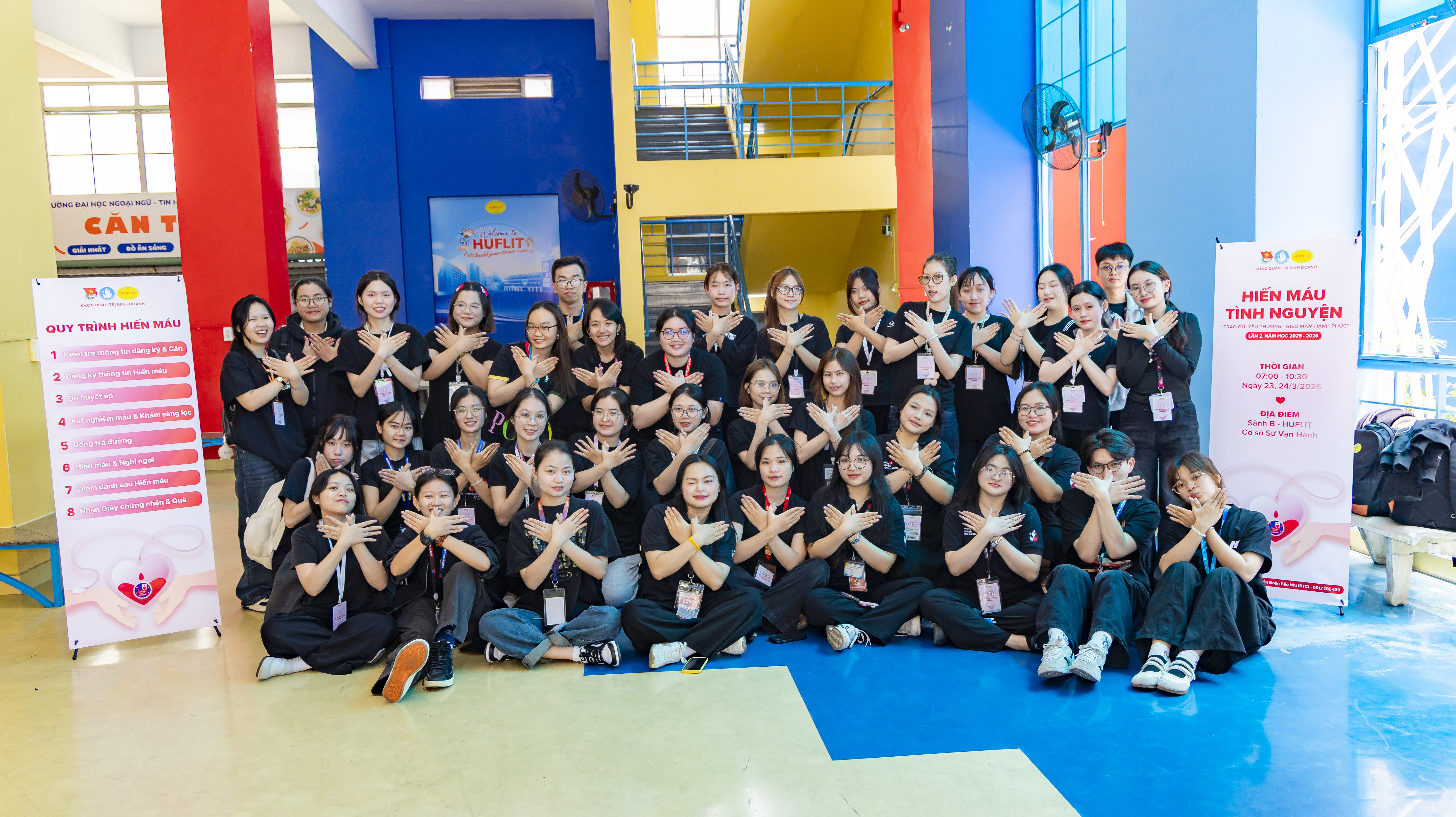 Hiến máu tình nguyện HUFLIT năm học 2025 - 2026: Hành trình lan tỏa yêu thương, gieo mầm hạnh phúc