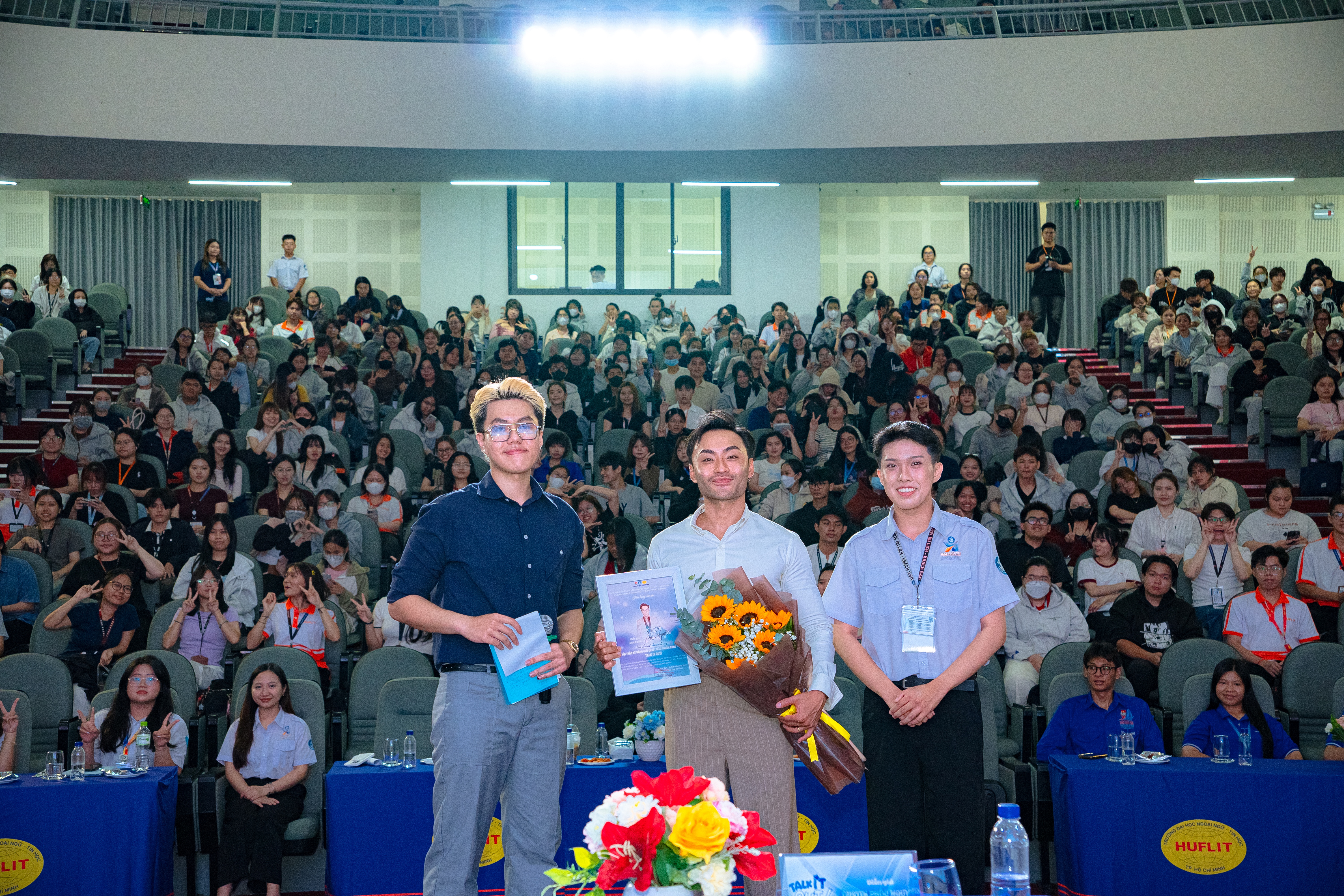 Hội thảo kỹ năng Giải quyết Mâu thuẫn Xung đột với chủ đề “Talk It Out!”