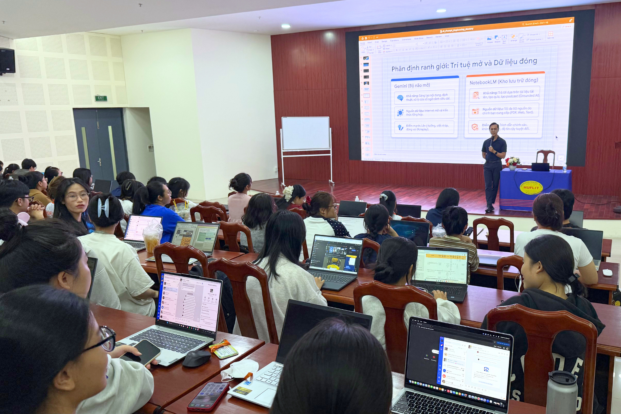 Tháng Thanh niên HUFLIT năm 2026: Hành trình khẳng định bản lĩnh sinh viên thời đại số