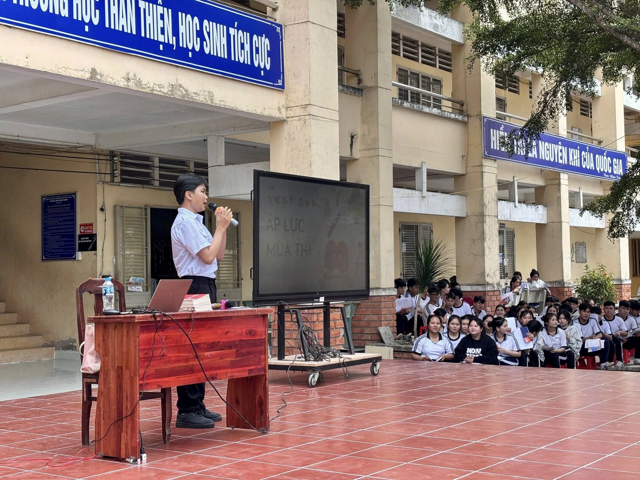 Tháng Thanh niên HUFLIT năm 2026: Hành trình khẳng định bản lĩnh sinh viên thời đại số