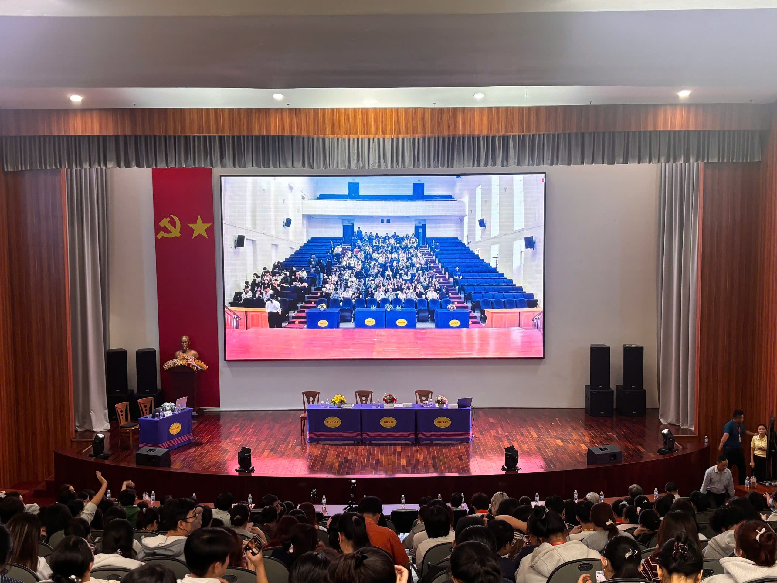 Tháng Thanh niên HUFLIT năm 2026: Hành trình khẳng định bản lĩnh sinh viên thời đại số