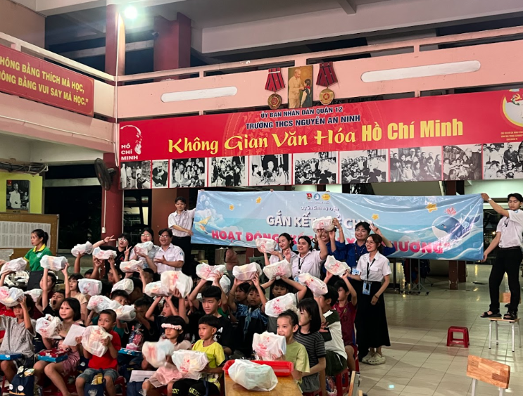 Dự án tình nguyện “Gắn Kết - Sẻ Chia”