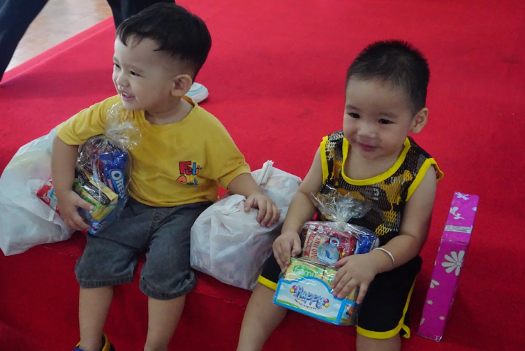 Dự án tình nguyện “Gắn Kết - Sẻ Chia”