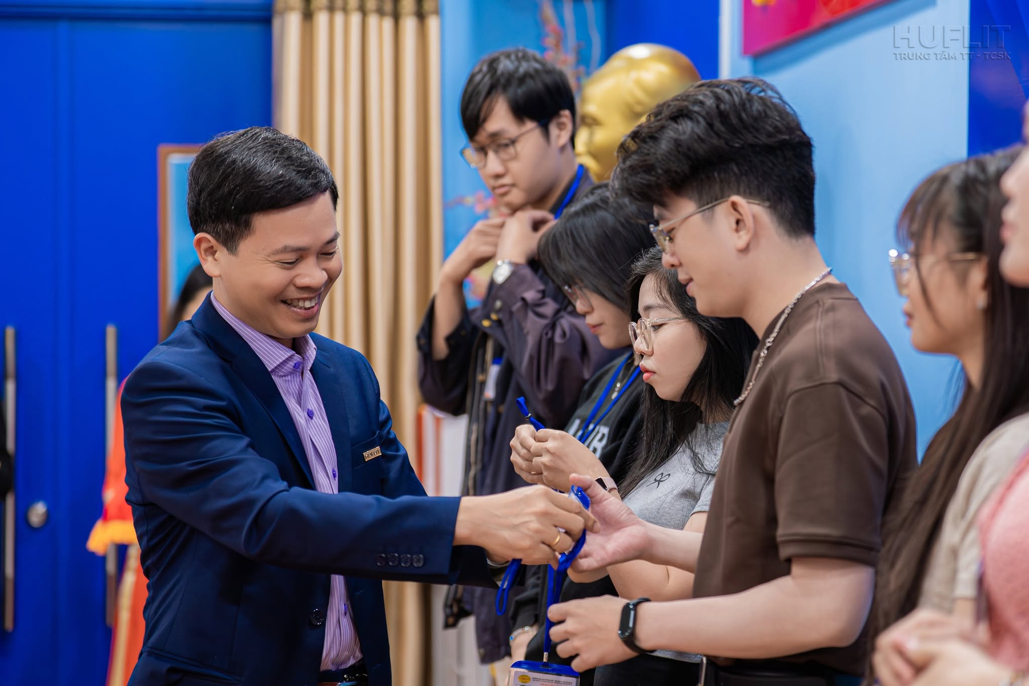 Back to the Lecture Hall: When Alumni Choose HUFLIT to “Upgrade” Their Careers