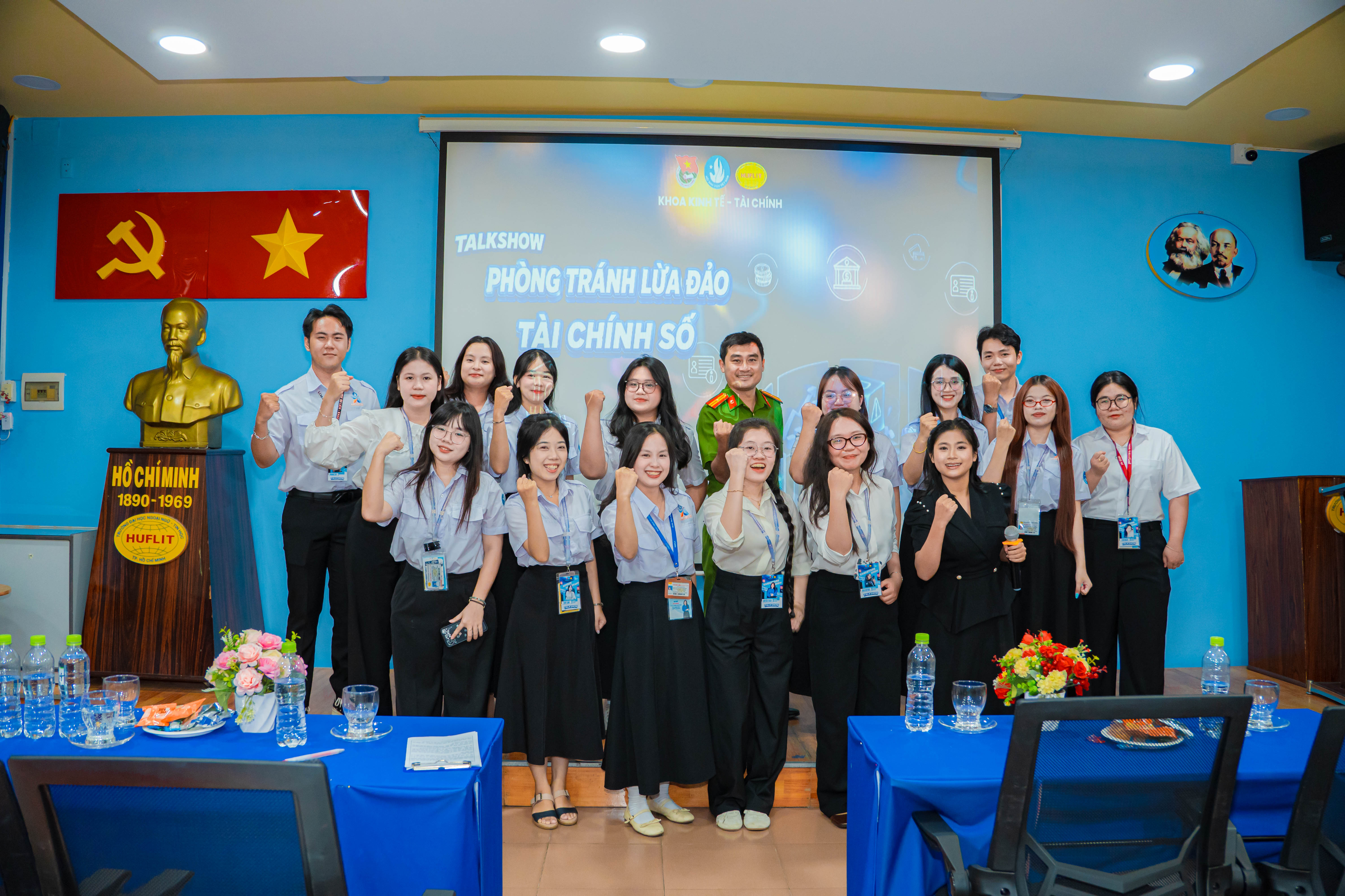 Doan-Hoi-HUFLIT-Phong-tranh-lua-dao-tai-chinh-16