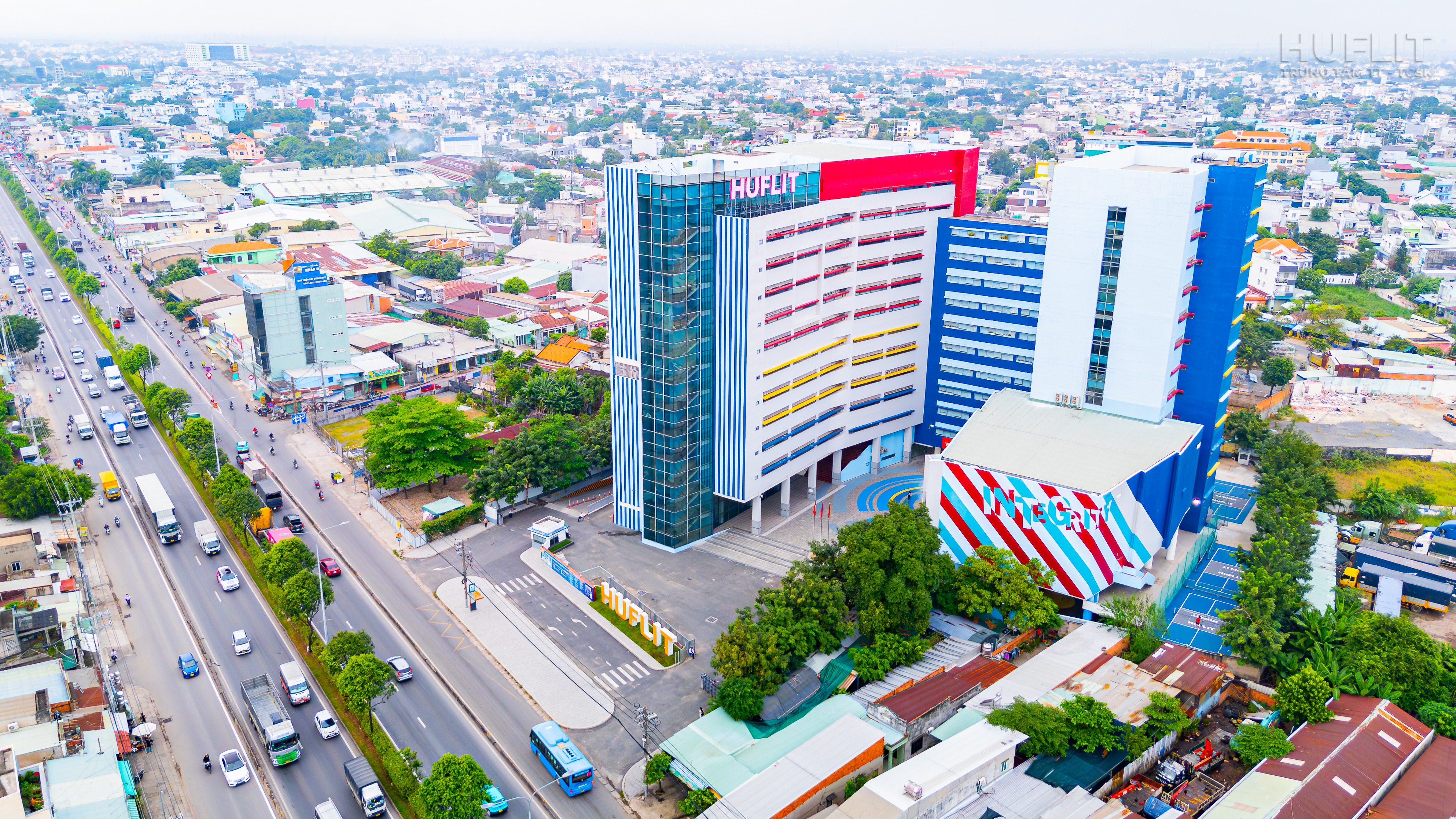 Hơn 03 thập kỷ đào tạo theo định hướng gắn liền với thực tiễn